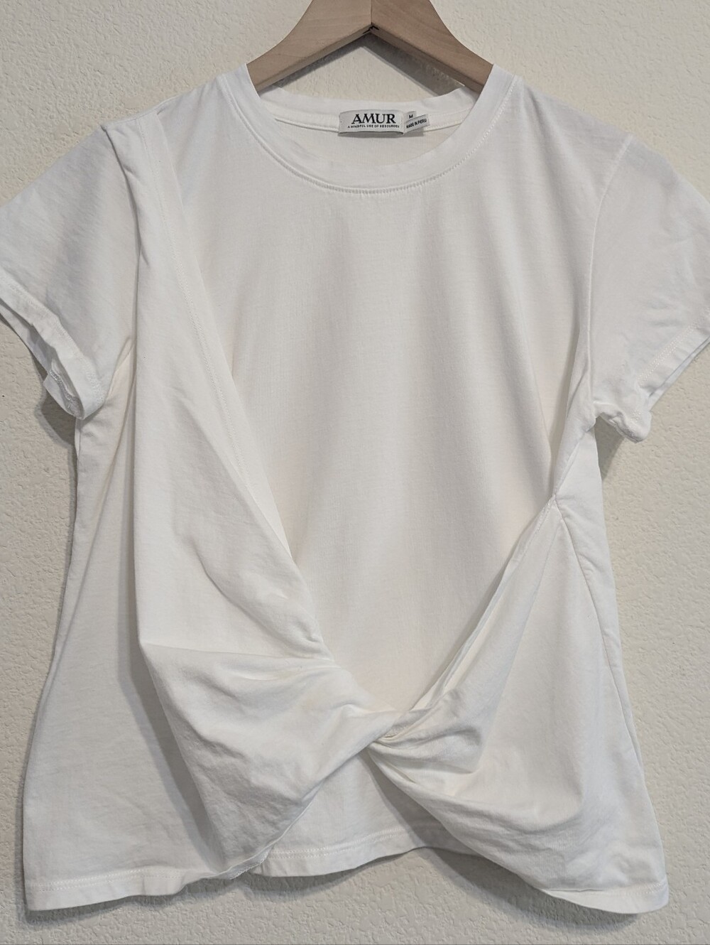Amur Women's White Zahra Twist Front Tee Crew-Neck T-Shirt Top Size Medium